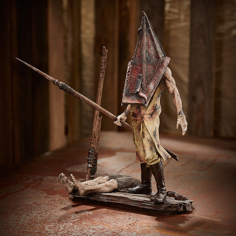 Mi escultura de Pyramid Head…